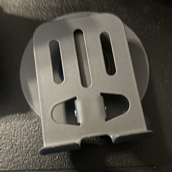 New Aluminum Mobile Phone Stand - Picture 11 of 14